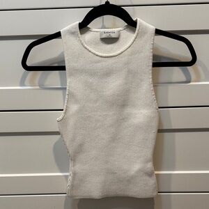 Aritzia Babaton White Ribbed Tank Top